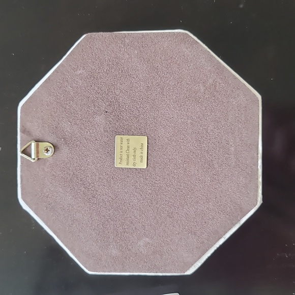 Central Park Plaques Set of 3 Wall Decor Distressed White- Southern Living@Home - Picture 12 of 15